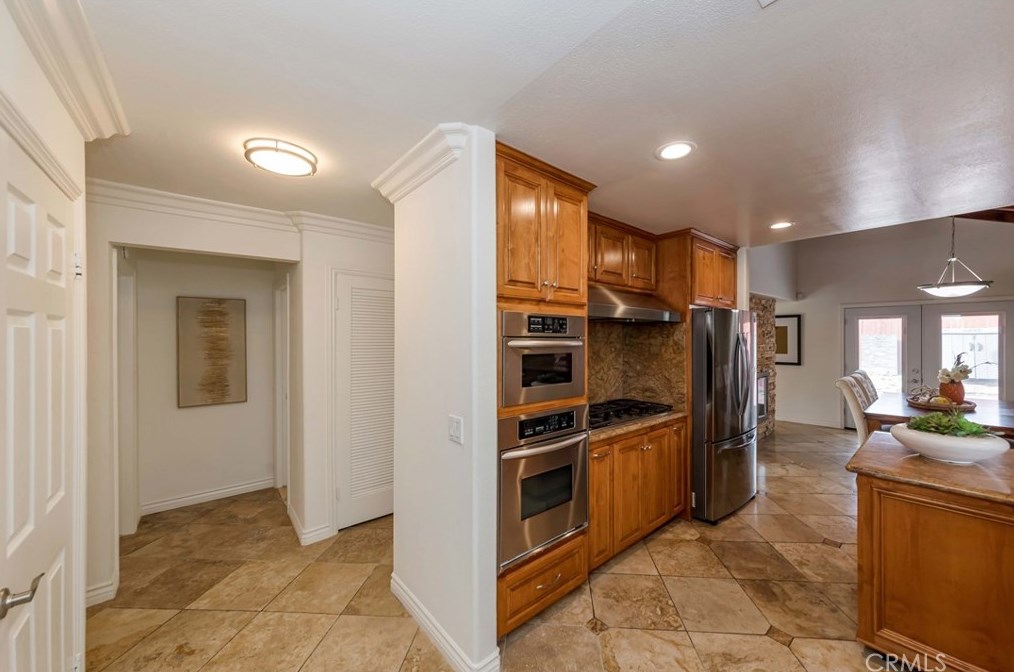 4541 Fairhope Dr, La Mirada CA  90638-6119 exterior