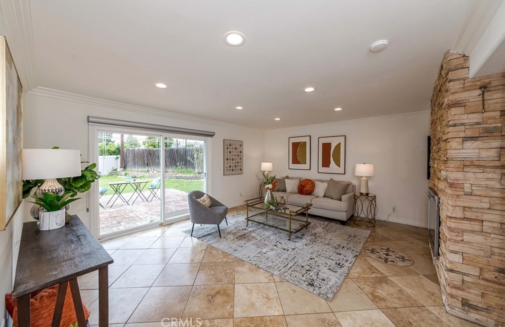 4541 Fairhope Dr, La Mirada CA  90638-6119 exterior