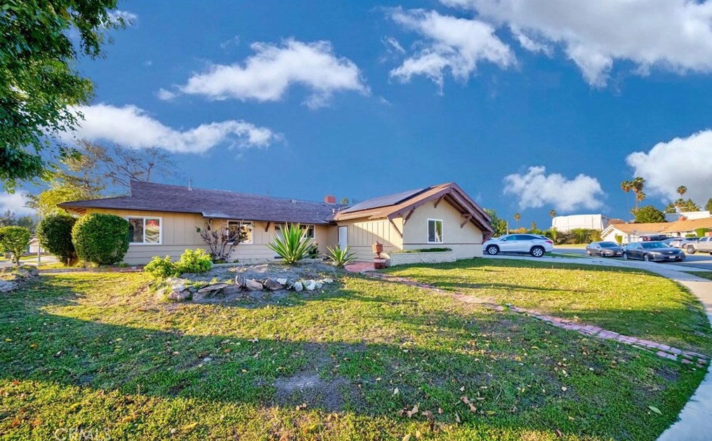 4541 Fairhope Dr, La Mirada CA  90638-6119 exterior