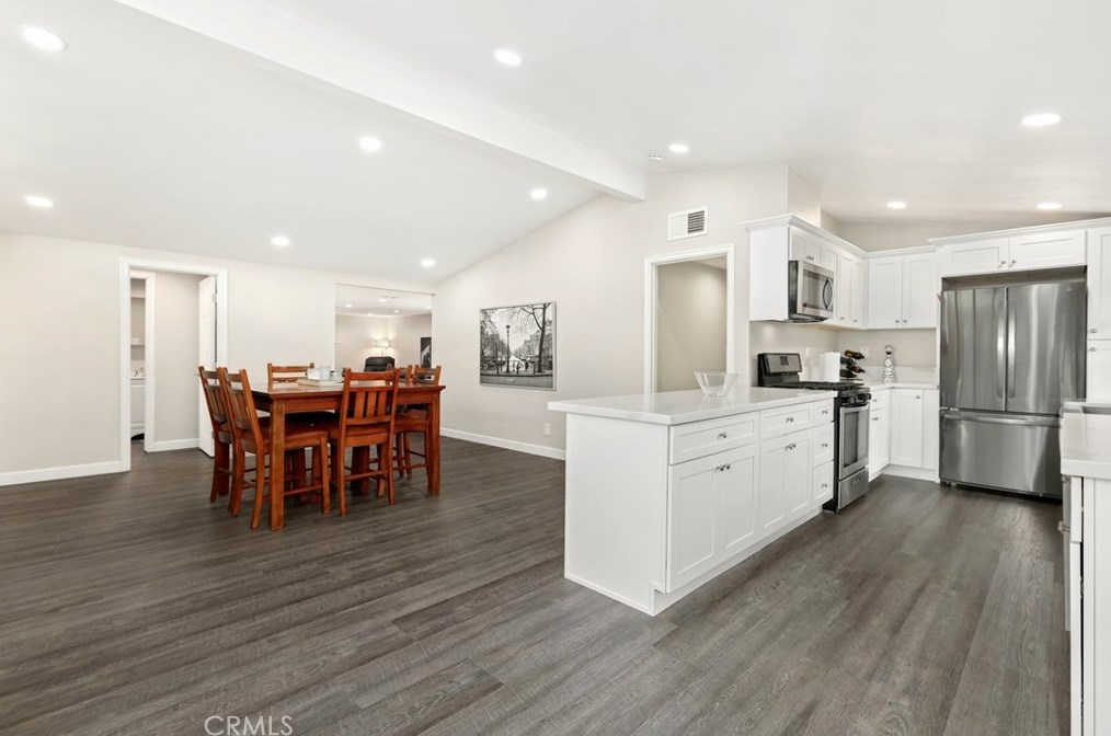 1012 Loara St, Anaheim CA  92801-3618 exterior