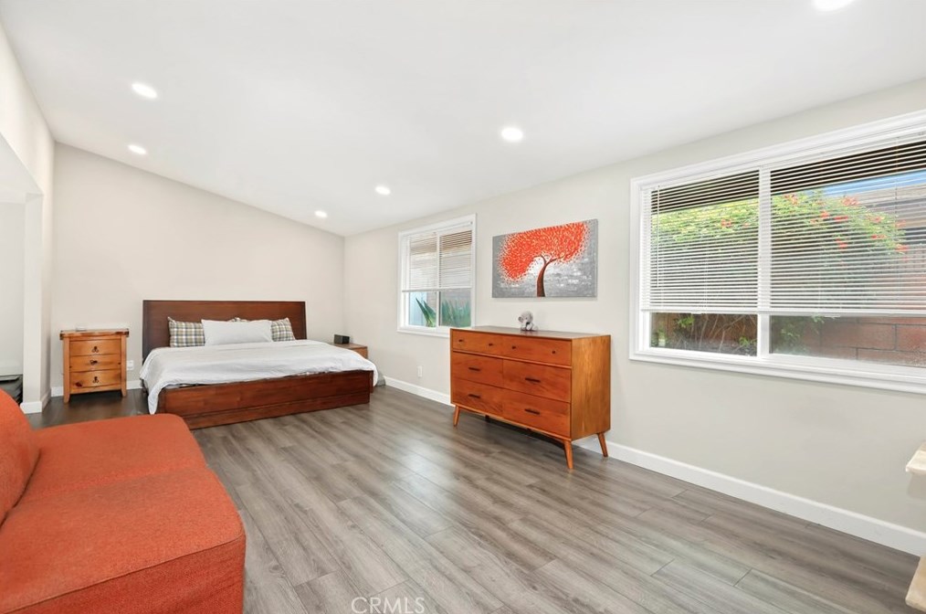 1012 Loara St, Anaheim CA  92801-3618 exterior