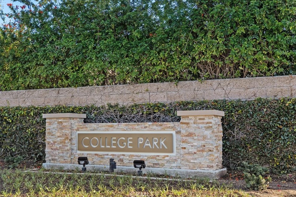 3882 Blackthorn St, Irvine, CA 92606