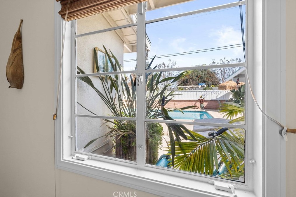 3923 Overland St, Riverside CA  92503-4035 exterior