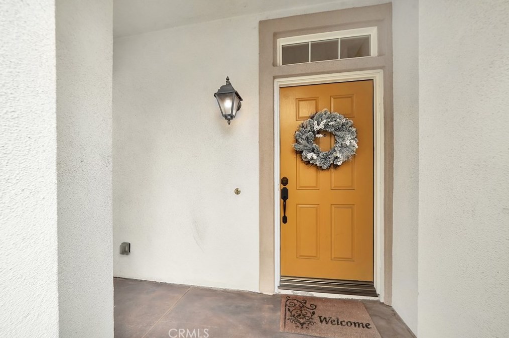 14 Lantern Ln, Irvine, CA 92618-6911