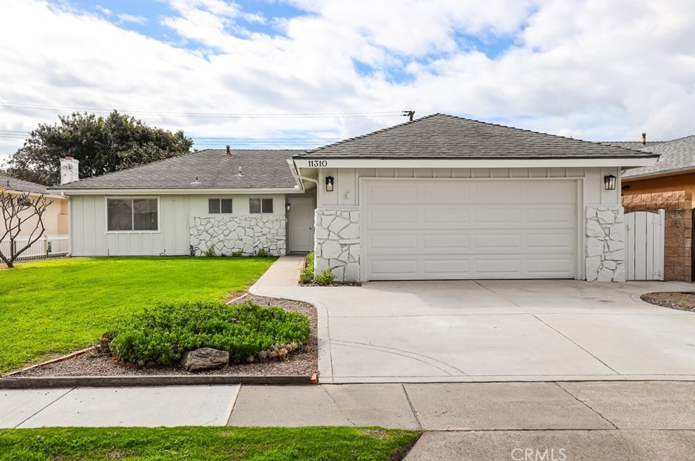 11310 Bluebell Ave, Santa Ana, CA 92708
