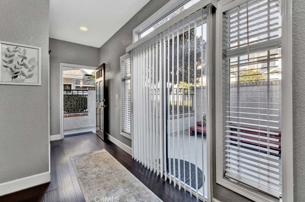 11921 Heil Ave, Santa Ana, CA 92708