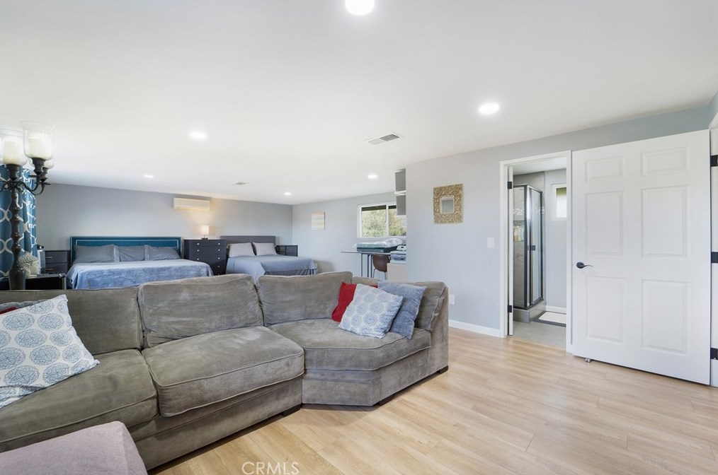 12740 Woodcliff Cir, Riverside CA  92503-4627 exterior