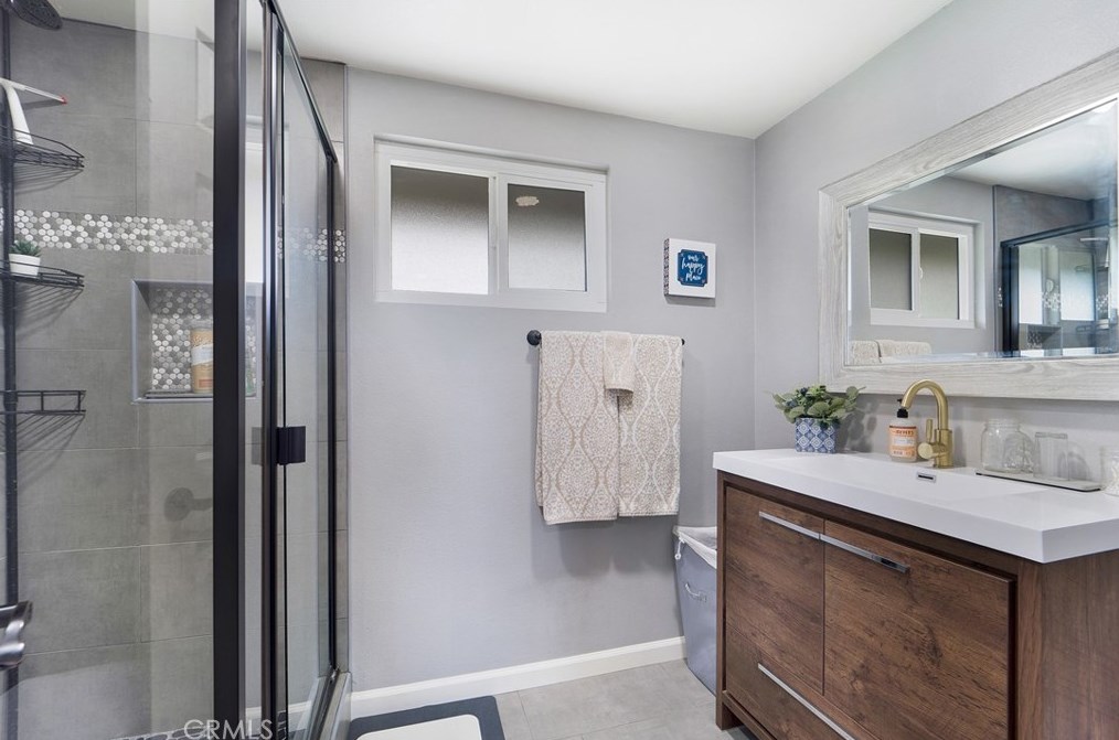 12740 Woodcliff Cir, Riverside CA  92503-4627 exterior