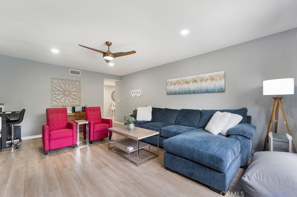 12740 Woodcliff Cir, Riverside CA  92503-4627 exterior