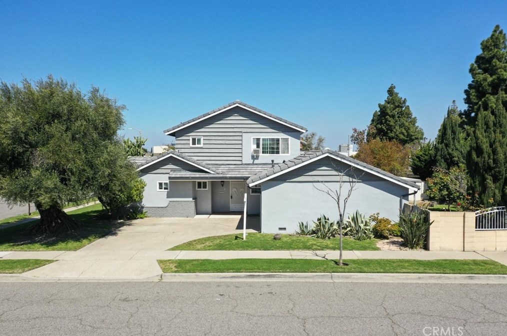 14712 Bromley St, Westminster, CA 92683