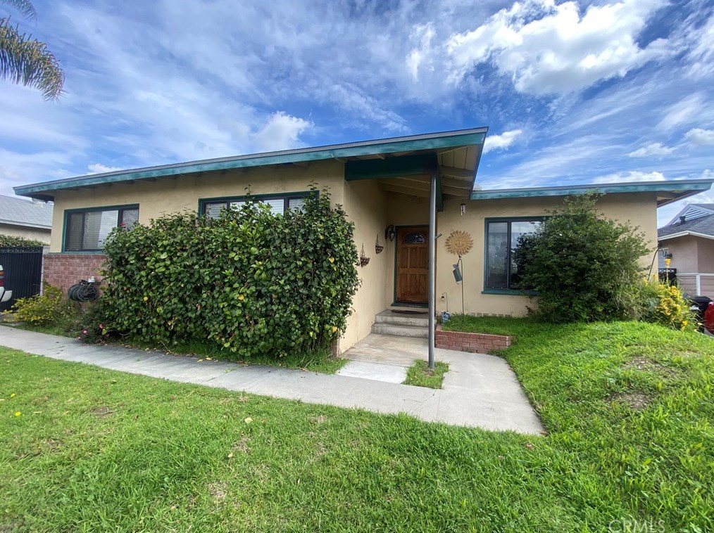 4120 N Woodgrove Ave, Covina, CA 91722