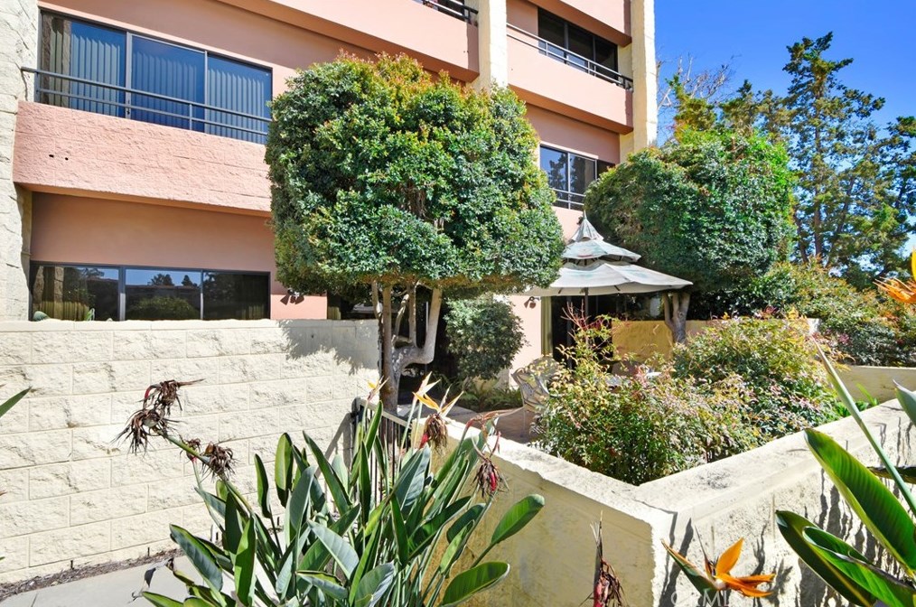 24055 Paseo Del Lago, Laguna Beach CA  92637-2678 exterior