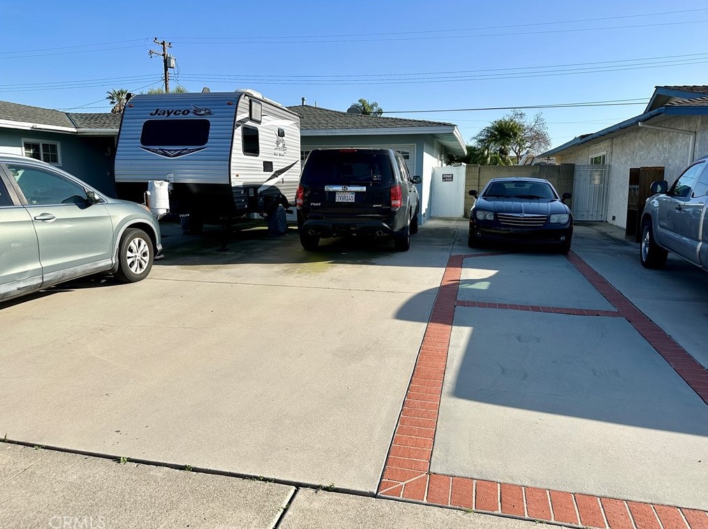 1914 Orange Ave, Anaheim CA  92804-3502 exterior