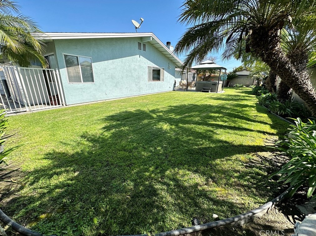 1914 Orange Ave, Anaheim CA  92804-3502 exterior