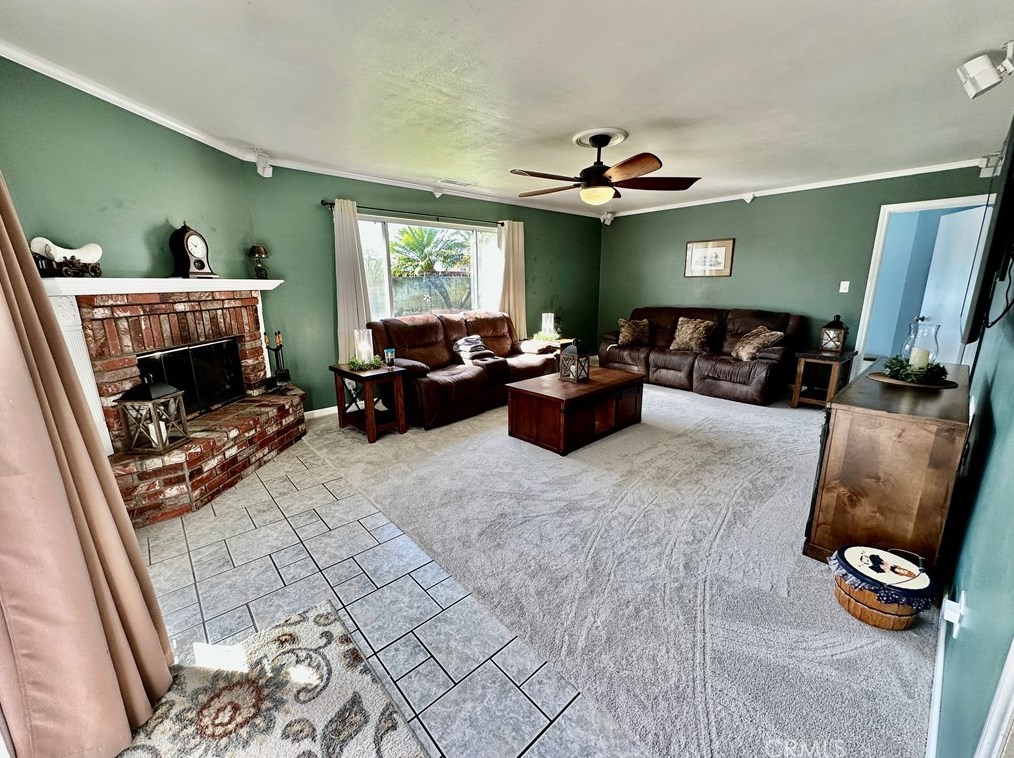 1914 Orange Ave, Anaheim CA  92804-3502 exterior