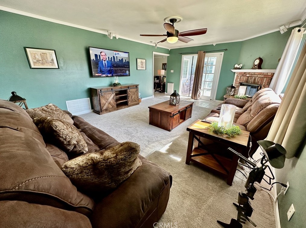1914 Orange Ave, Anaheim CA  92804-3502 exterior