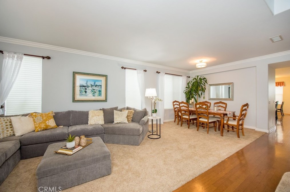 11843 Modena Dr, Rancho Cucamonga, CA 91701-9011