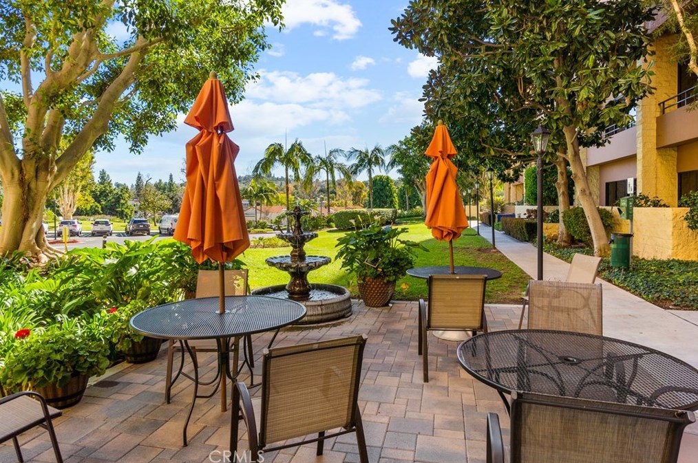 24055 Paseo Del Lago, Laguna Beach CA  92637-2678 exterior