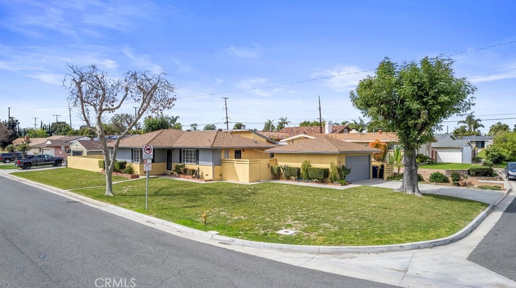 14509 Gandesa Rd, La Mirada, CA 90638-4415