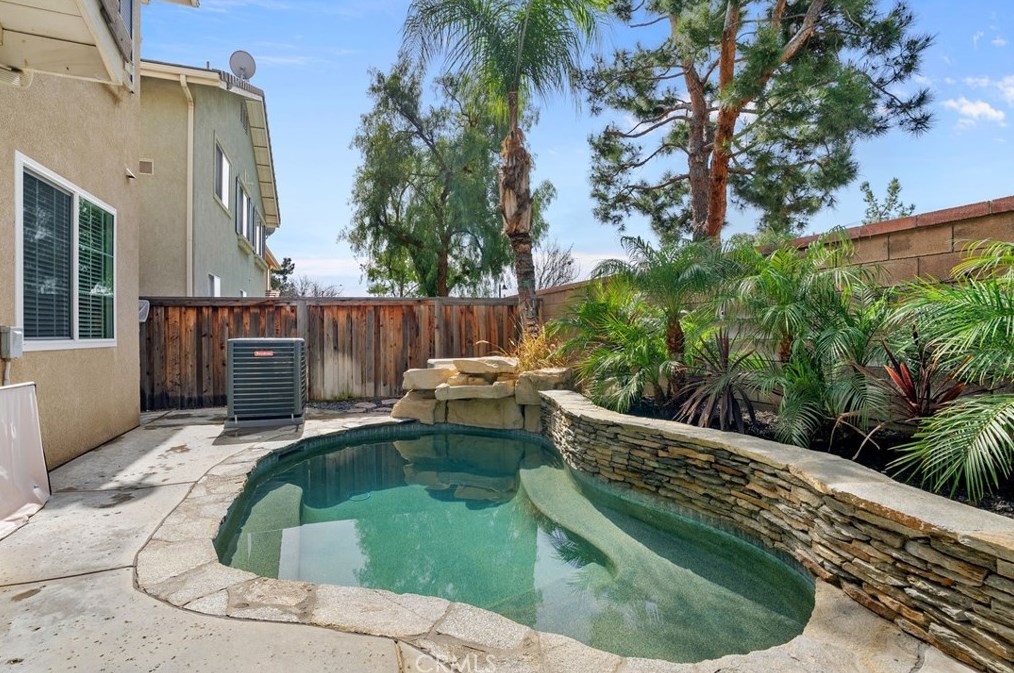 4632 Riverbay Way, Riverside CA  92505-5707 exterior