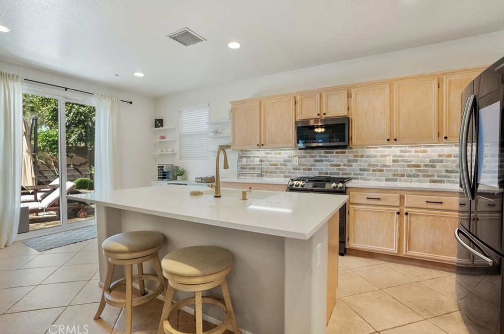 4632 Riverbay Way, Riverside CA  92505-5707 exterior