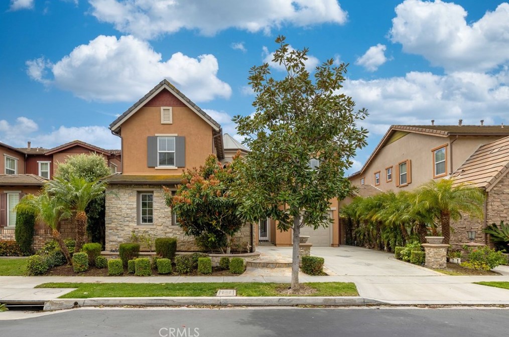 1458 Voyager Dr, Tustin, CA 92782-1724