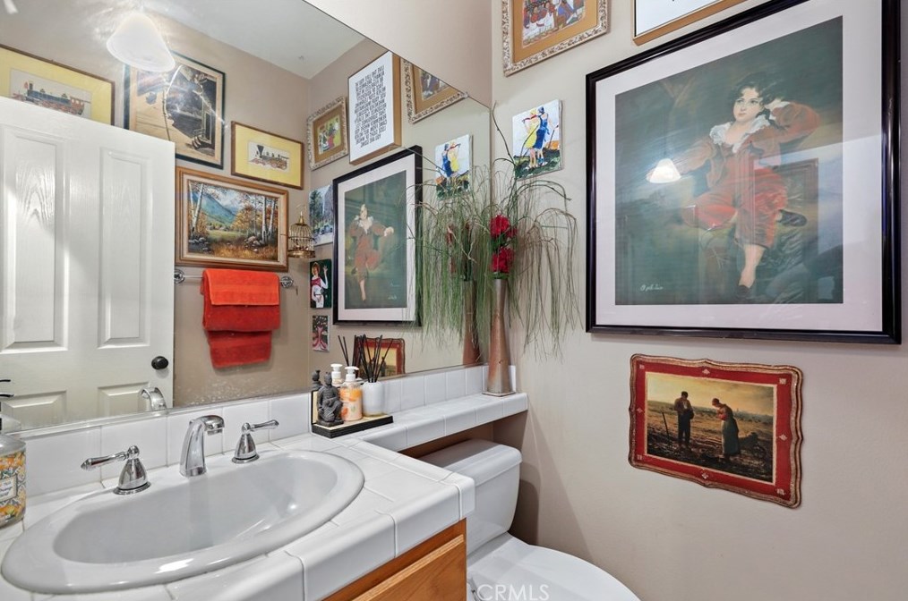 35 Mariner Cv, Buena Park CA  90621-1662 exterior