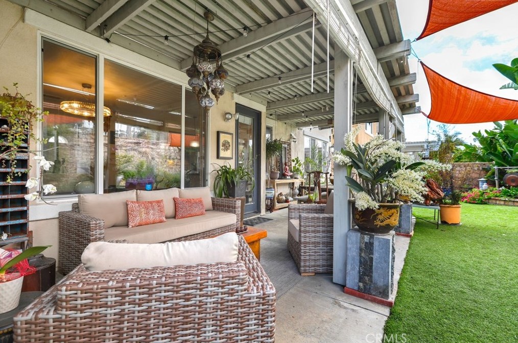 35 Mariner Cv, Buena Park CA  90621-1662 exterior