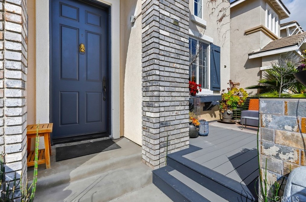 35 Mariner Cv, Buena Park CA  90621-1662 exterior