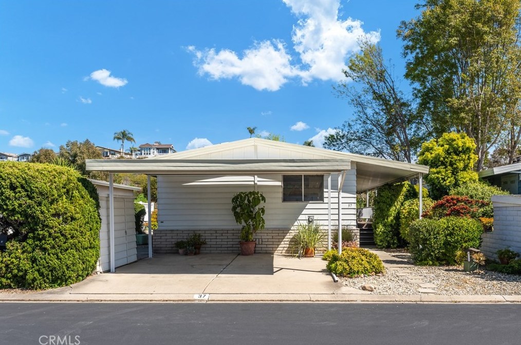 37 Mira Las Olas, San Clemente, CA 92673-3111