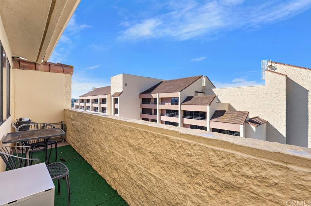 24055 Paseo Del Lago, Laguna Beach CA  92637-2678 exterior