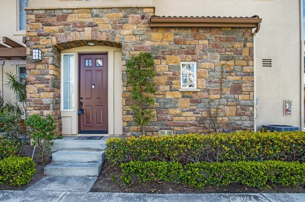 30 Salton, Irvine, CA 92602-2425