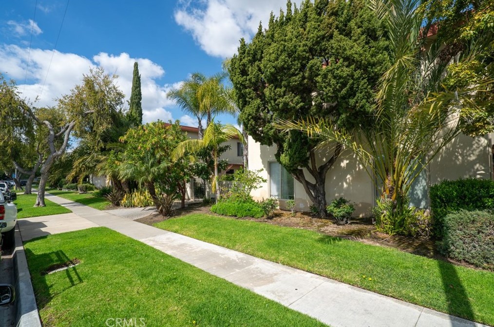 3509 Del Monte Dr, Anaheim, CA 92804-1428