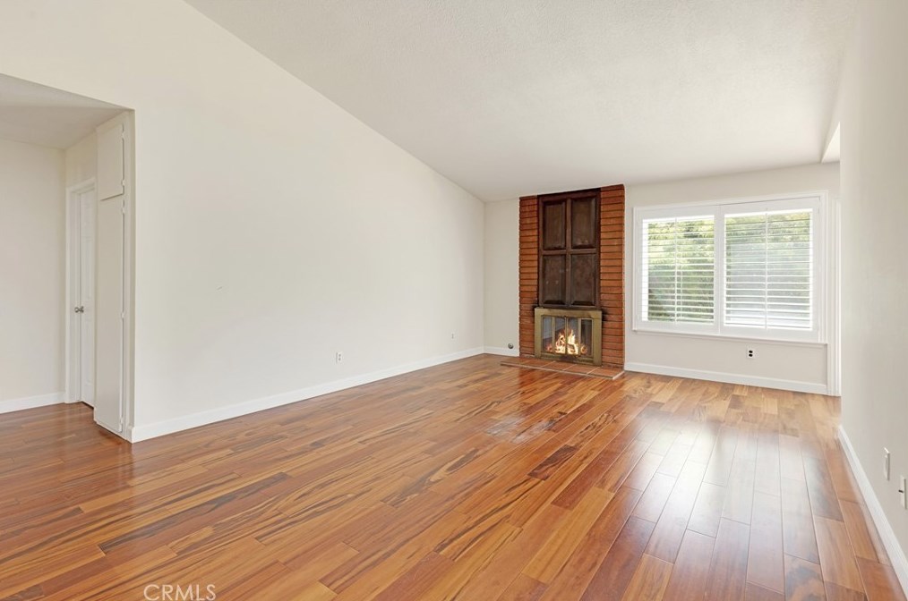 17521 Montbury Cir, Huntington Beach, CA 92649