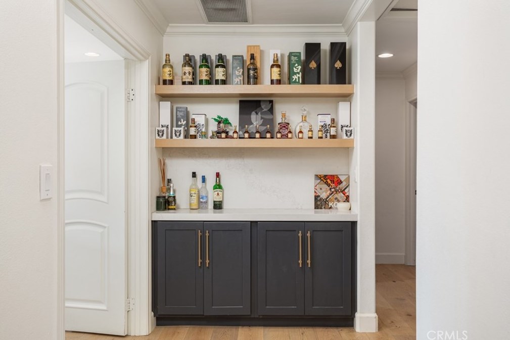 13911 Gershon Pl, Santa Ana CA  92705-2686 exterior