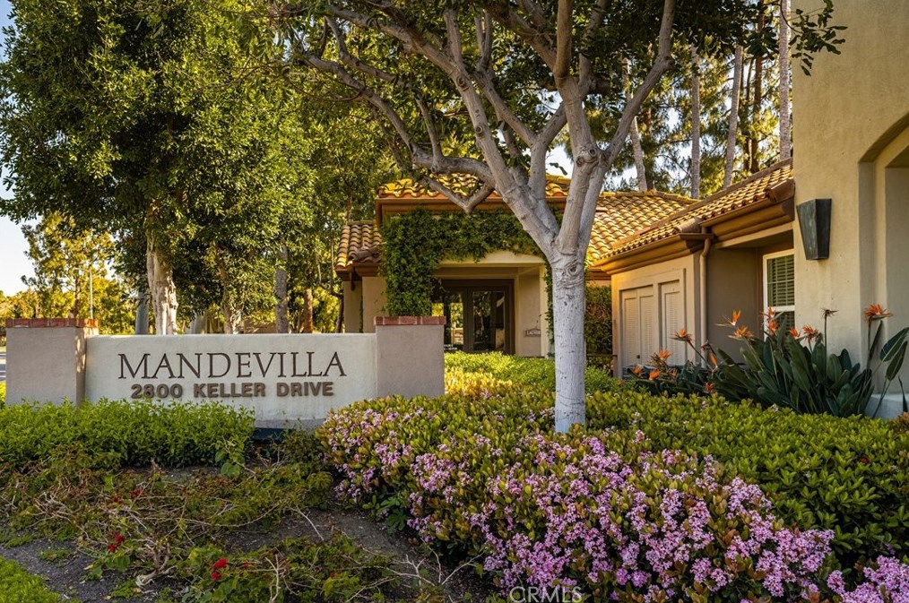 2800 Keller Dr, Tustin CA  92782-1002 exterior
