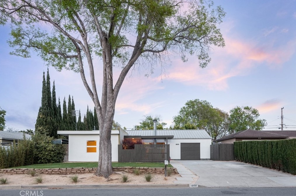 1980 Continental Ave, Costa Mesa, CA 92627