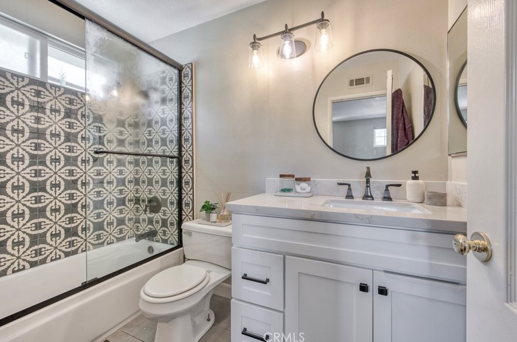 12 Dornoch Way, Trabuco Canyon CA  92679-4920 exterior