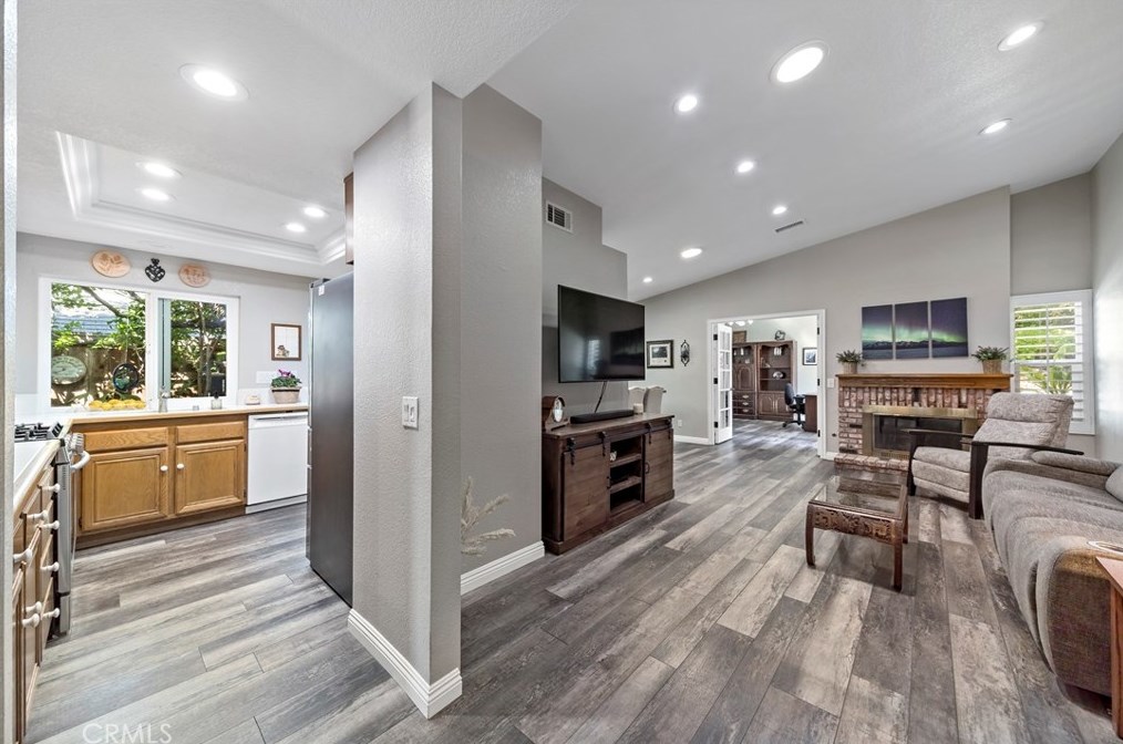 11 Calle Coturno, Trabuco Canyon, CA 92688-2306