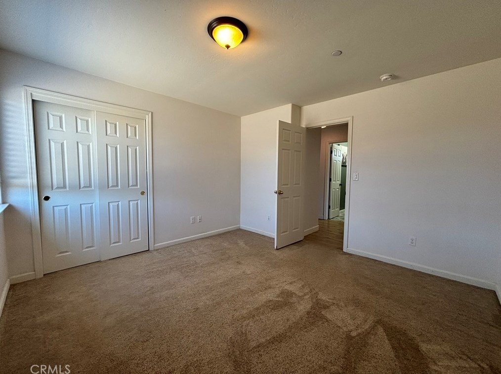 2752 Mondavi Ct, Pond CA  93280-1245 exterior