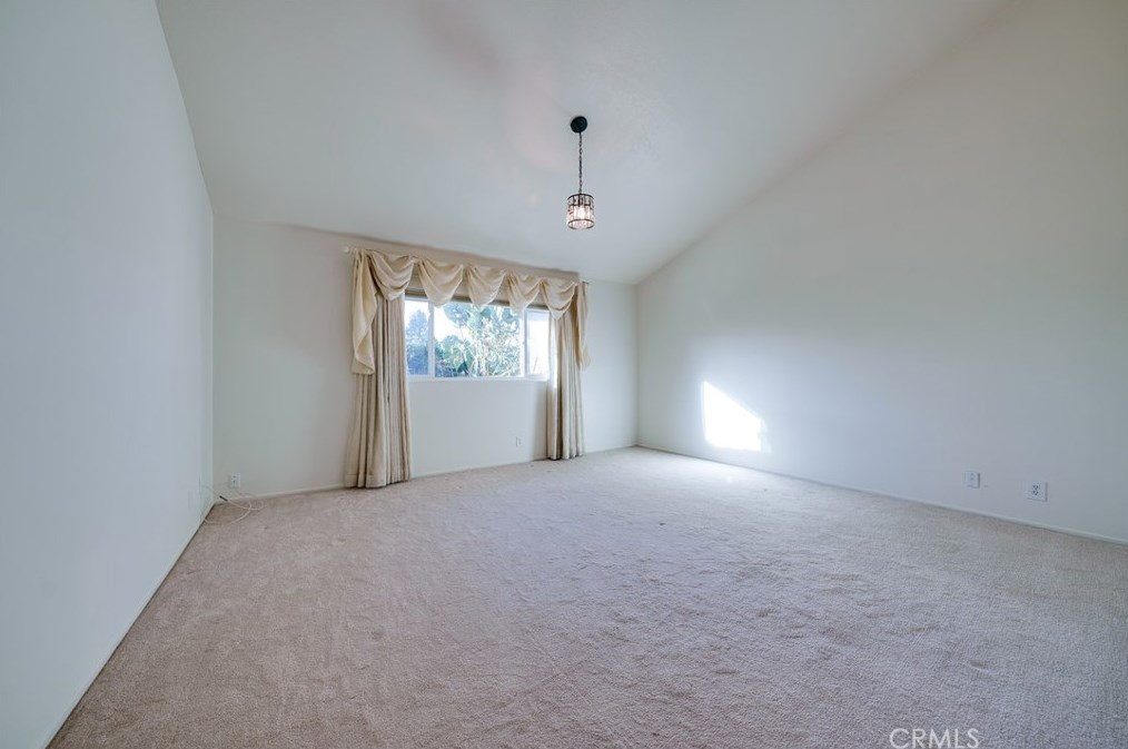 19 Muir, Irvine CA  92620-3374 exterior