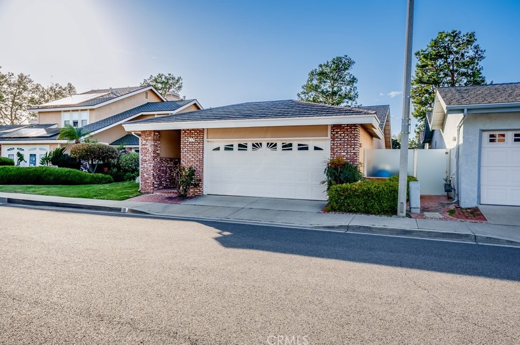 19 Muir, Irvine, CA 92620