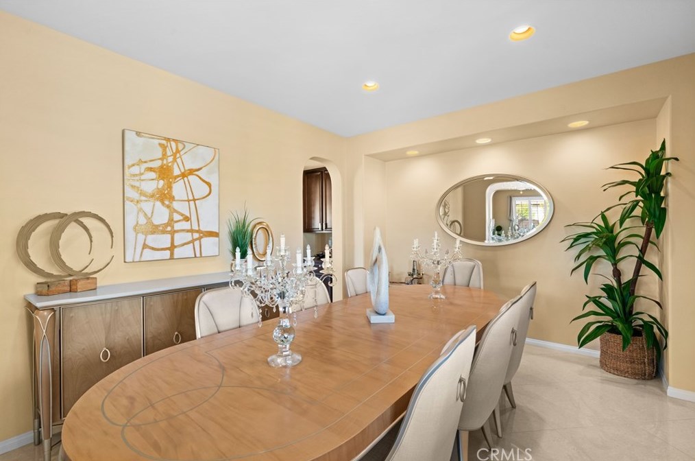 12810 Sierra Creek Dr, Riverside CA  92503-8466 exterior