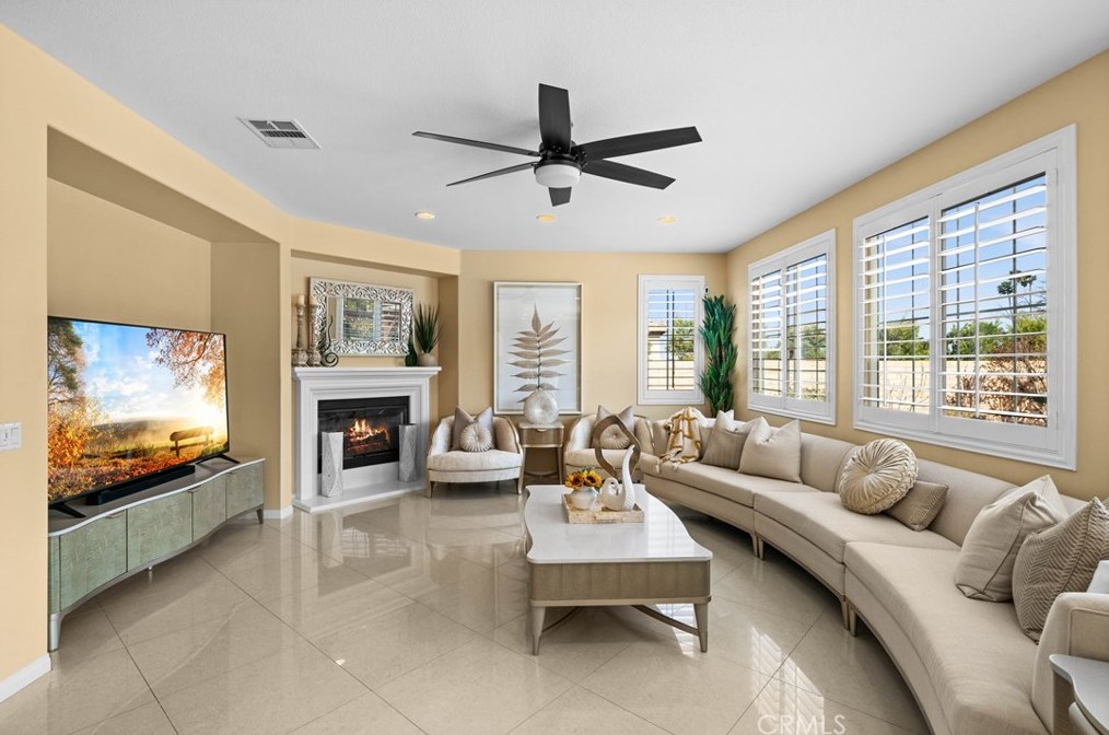 12810 Sierra Creek Dr, Riverside CA  92503-8466 exterior