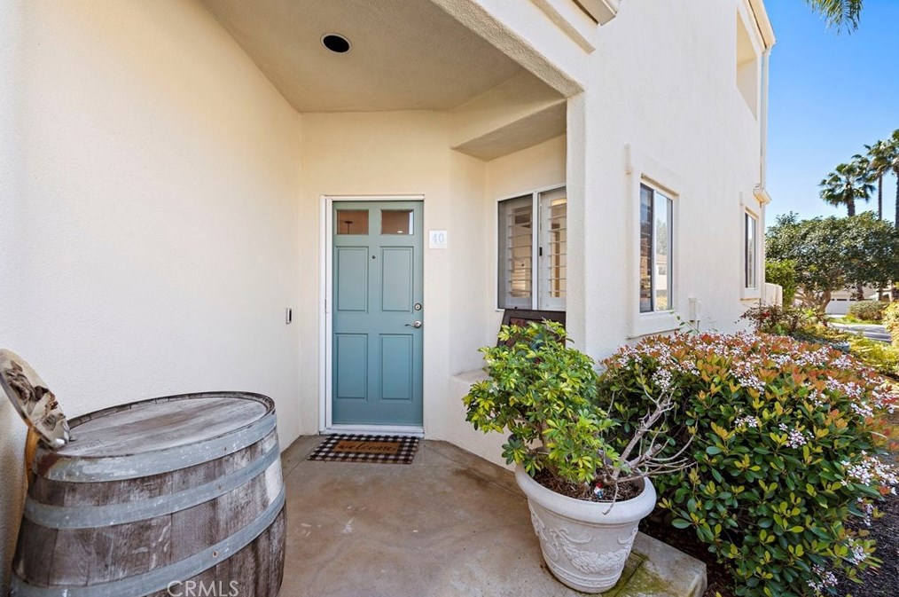 40 Fleurance St, Laguna Beach, CA 92677-9027