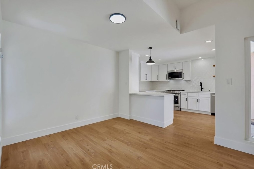 26 Iron Bark Way, Irvine CA  92612-2107 exterior