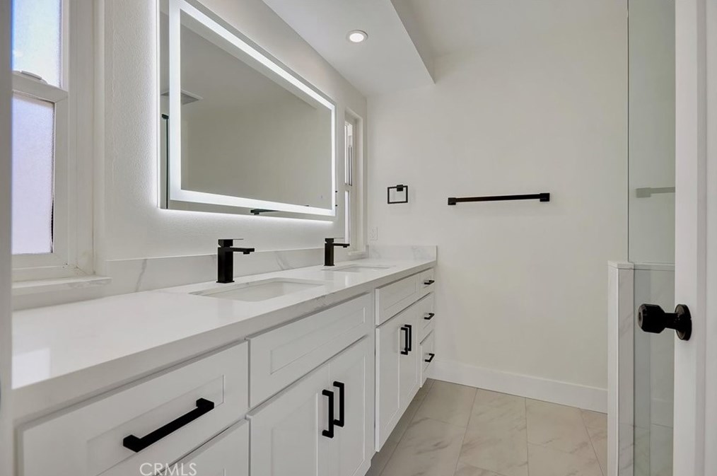 26 Iron Bark Way, Irvine CA  92612-2107 exterior