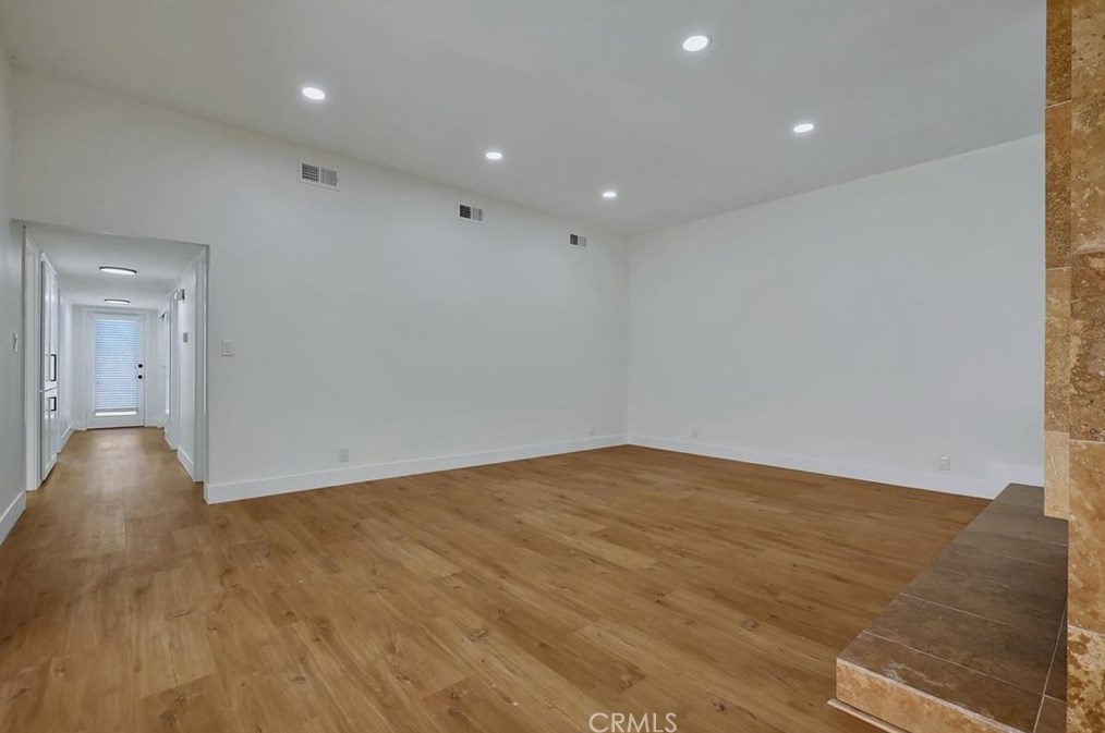 26 Iron Bark Way, Irvine CA  92612-2107 exterior