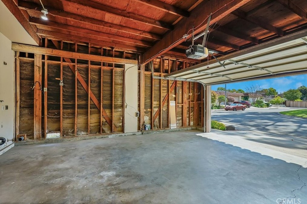 26 Iron Bark Way, Irvine CA  92612-2107 exterior