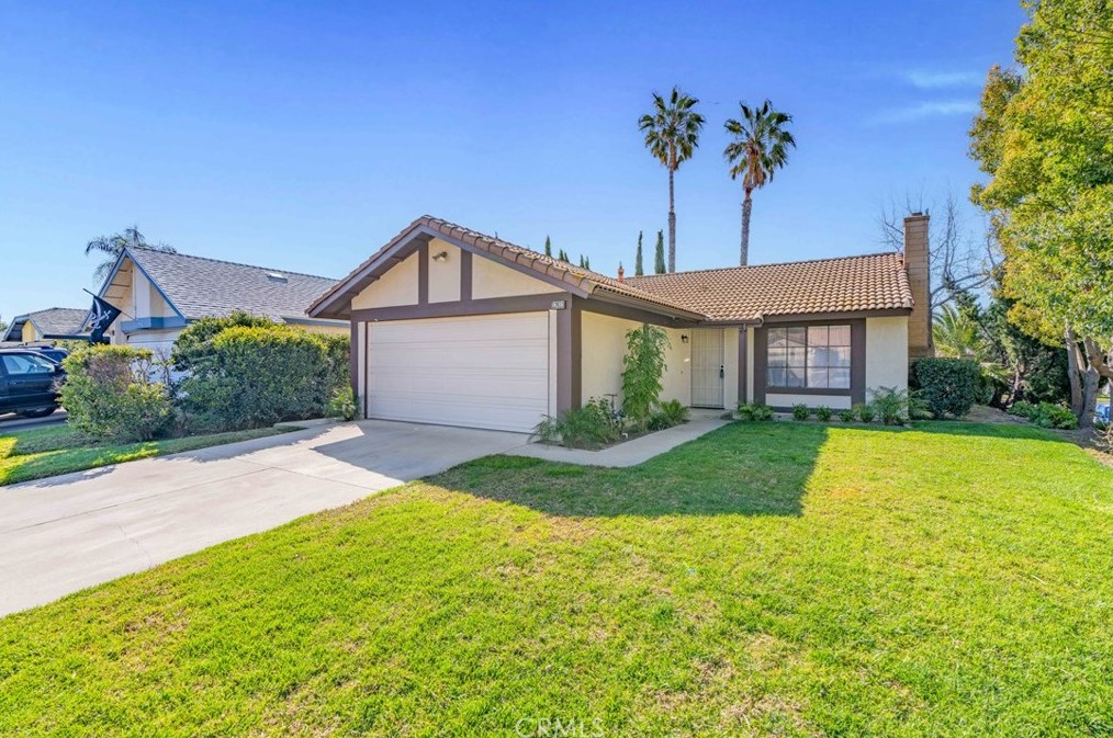 12613 Daphne Dr, Rancho Cucamonga, CA 91739-1627